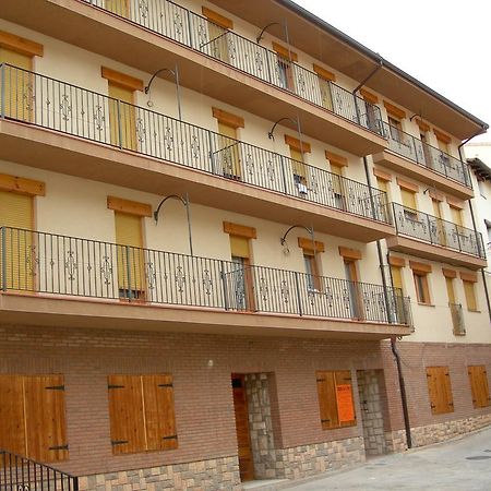 Apartamentos Turisticos Rosario Camarena de la Sierra Bagian luar foto