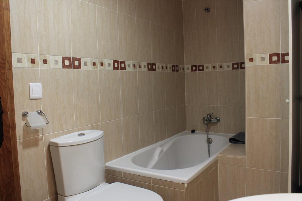 Apartamentos Turisticos Rosario Camarena de la Sierra Ruang foto